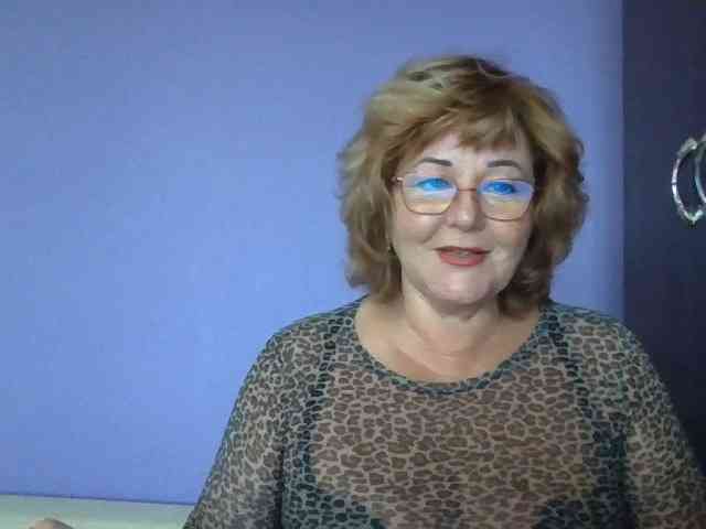 KarinkaSweet webcam