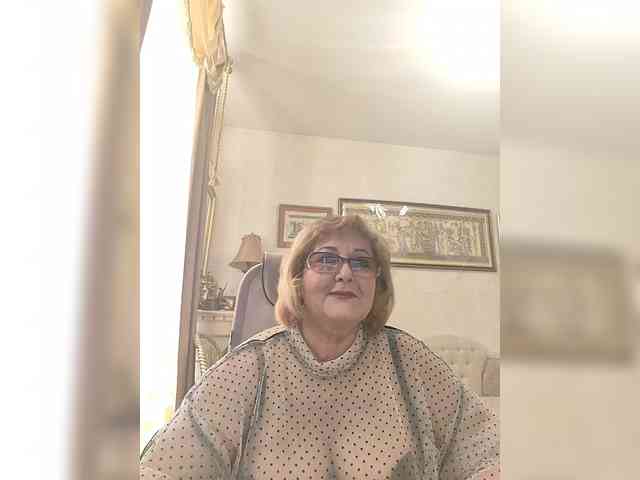 KarinkaSweet Live Webcam on BongaCams