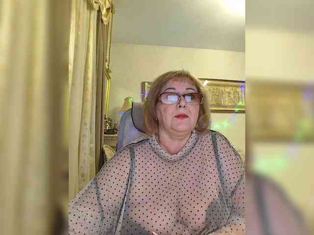 KarinkaSweet Live Webcam on BongaCams