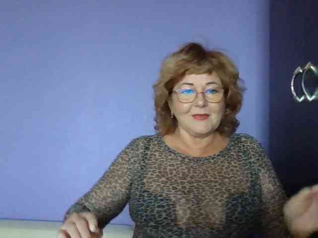 KarinkaSweet webcam