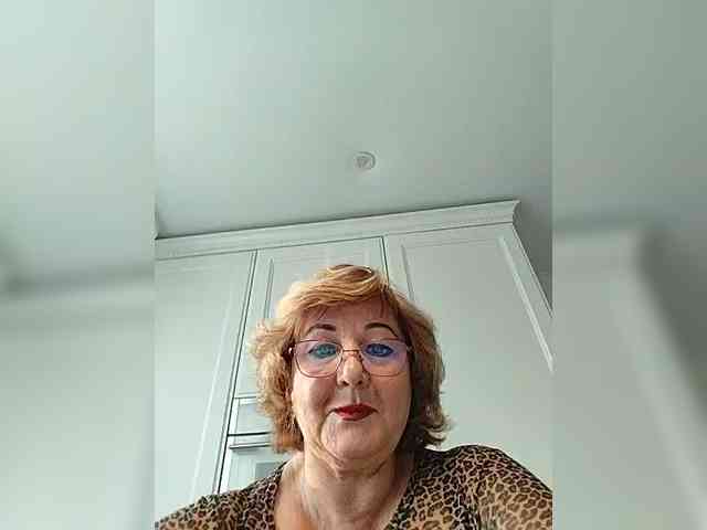 KarinkaSweet webcam