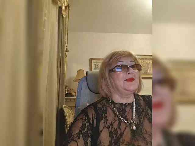 KarinkaSweet Live Webcam on BongaCams