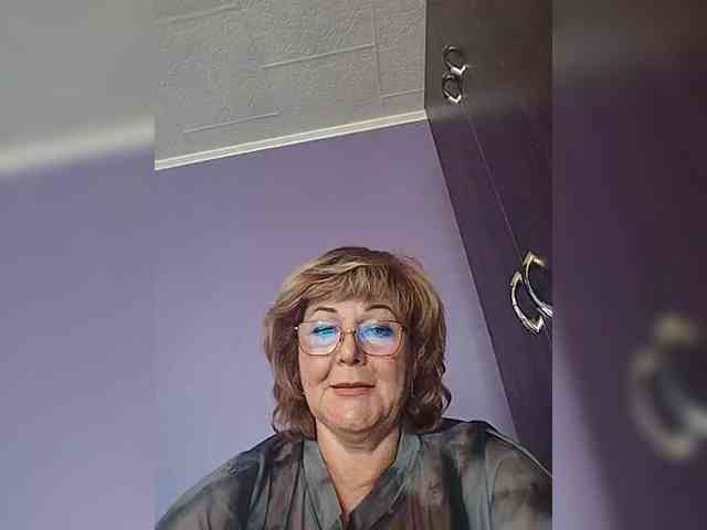 KarinkaSweet webcam