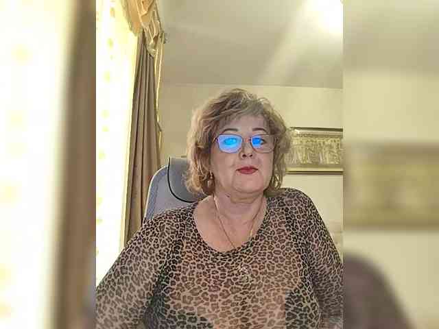 KarinkaSweet webcam