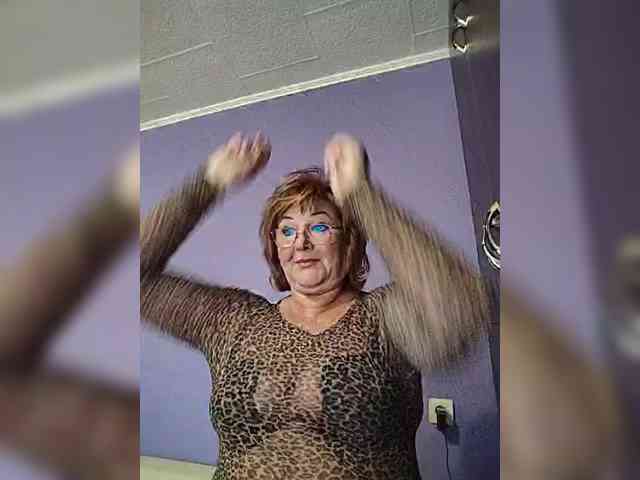 KarinkaSweet webcam