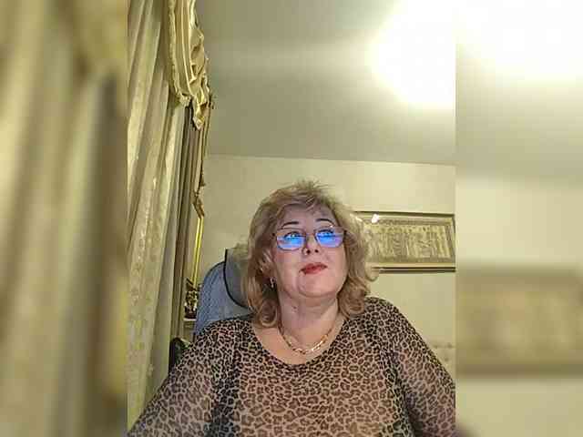 KarinkaSweet webcam