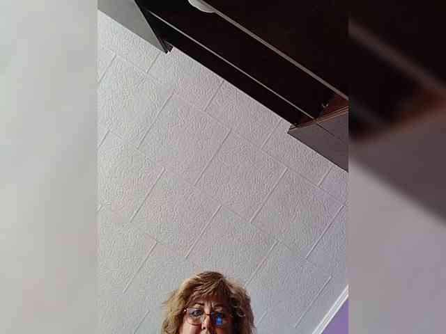 KarinkaSweet webcam