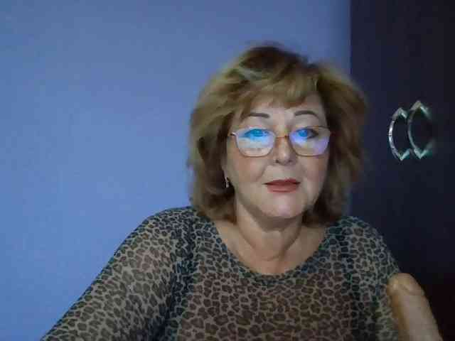 KarinkaSweet webcam