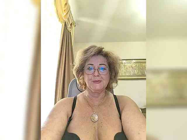 naked chat KarinkaSweet