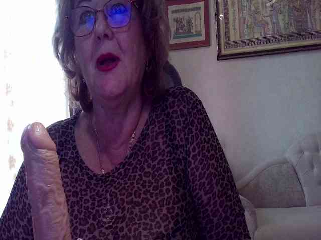 KarinkaSweet webcam