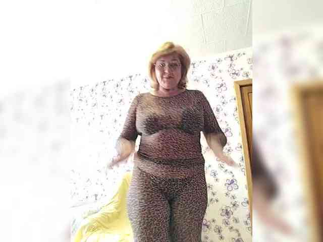 KarinkaSweet webcam