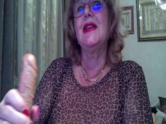 KarinkaSweet webcam
