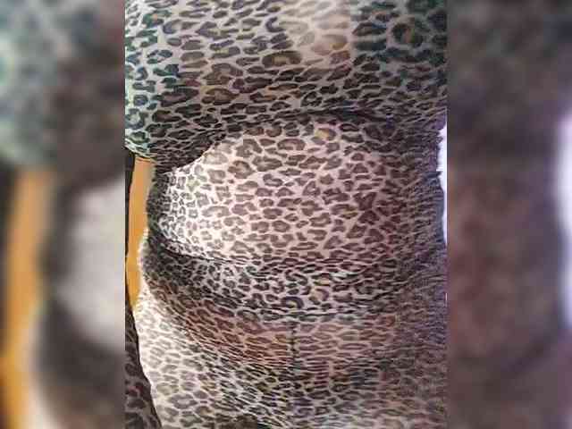 KarinkaSweet webcam