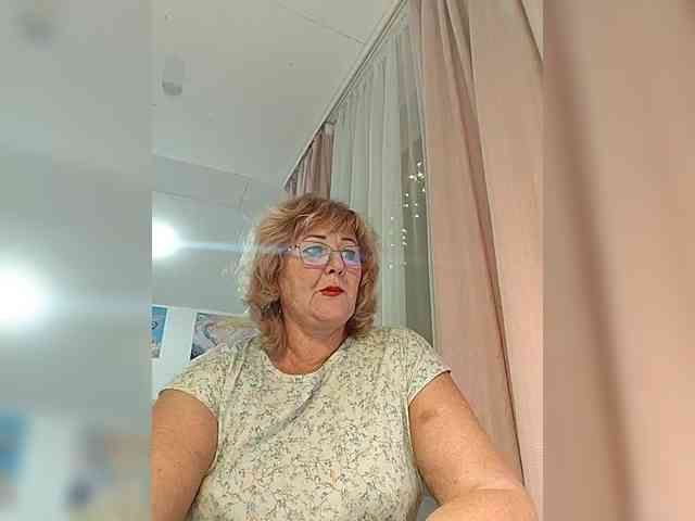 KarinkaSweet Live Webcam on BongaCams
