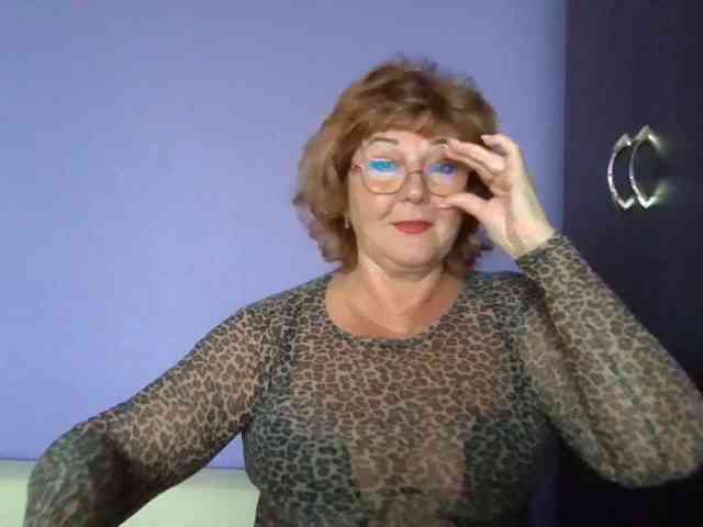 KarinkaSweet webcam