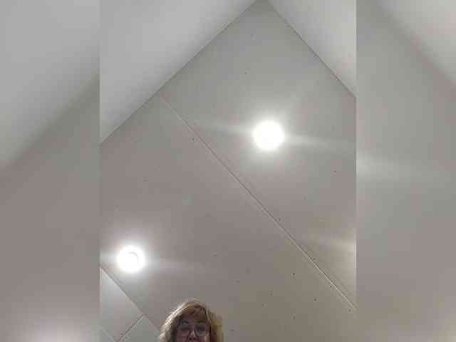 KarinkaSweet webcam