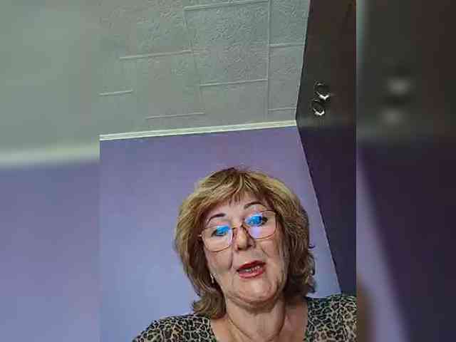 KarinkaSweet webcam