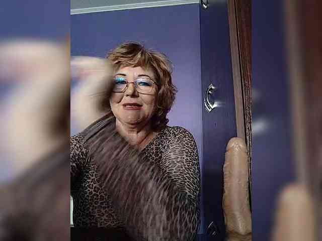 KarinkaSweet webcam