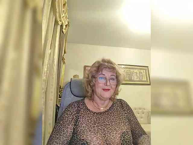 KarinkaSweet webcam