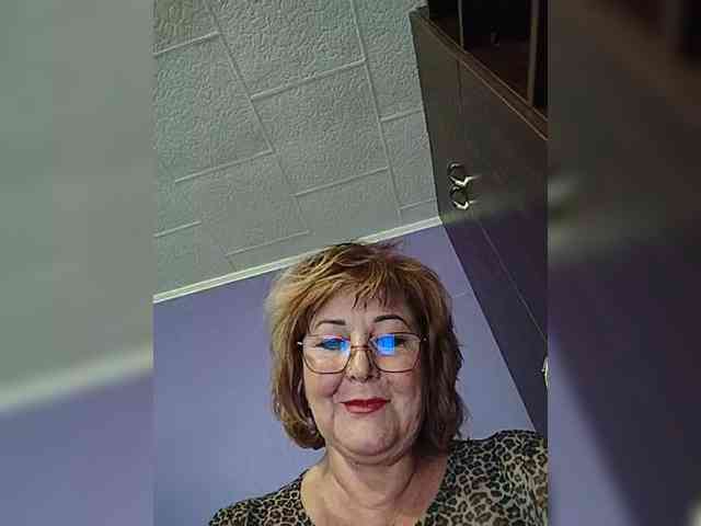 KarinkaSweet webcam