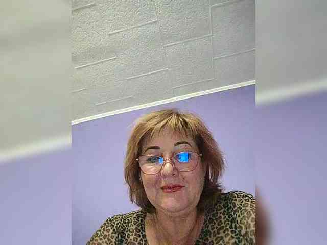 KarinkaSweet webcam
