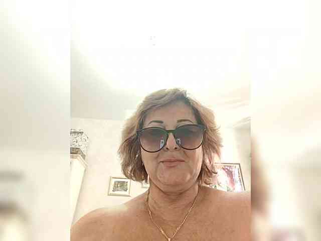 KarinkaSweet webcam