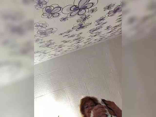 KarinkaSweet webcam