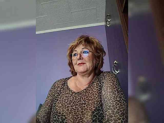 KarinkaSweet webcam