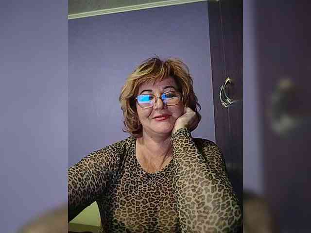 KarinkaSweet webcam