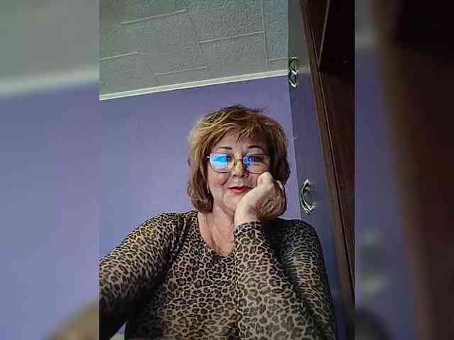 KarinkaSweet webcam