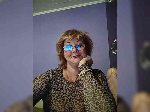 KarinkaSweet webcam
