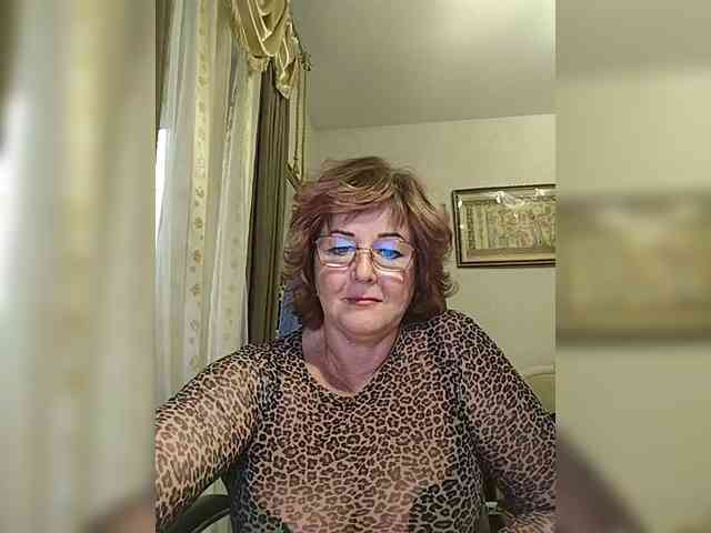 KarinkaSweet webcam