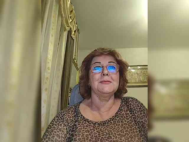 KarinkaSweet webcam