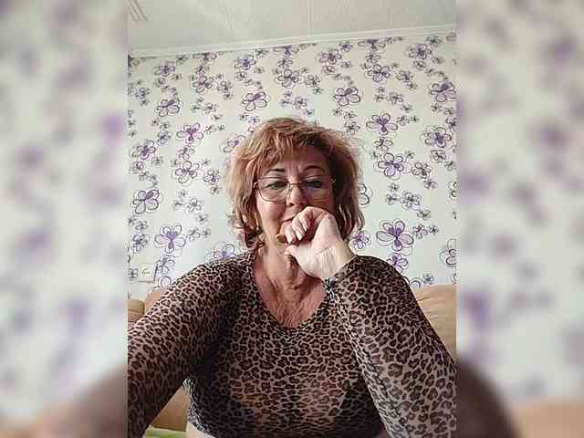 KarinkaSweet webcam