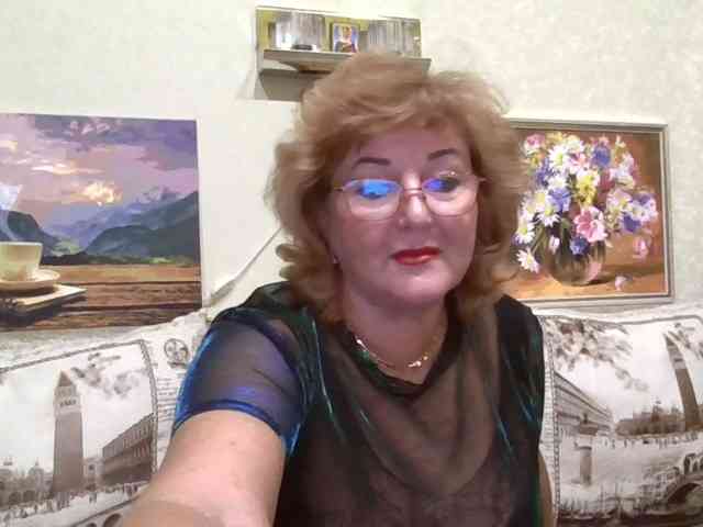 KarinkaSweet webcam