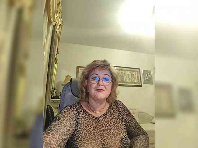 KarinkaSweet webcam