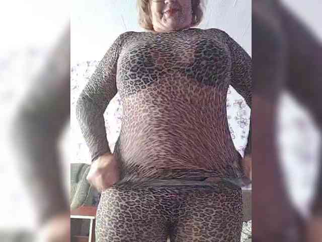KarinkaSweet webcam