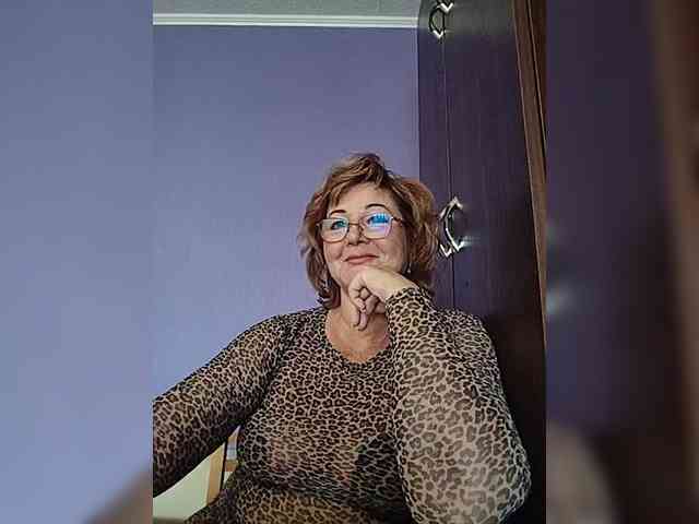 KarinkaSweet webcam