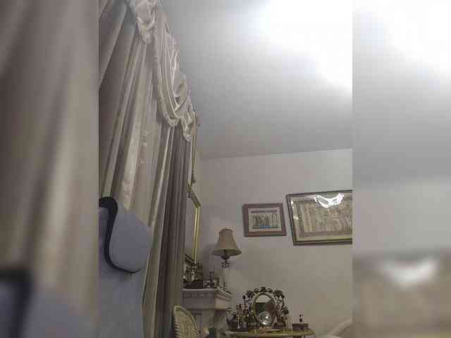 KarinkaSweet webcam