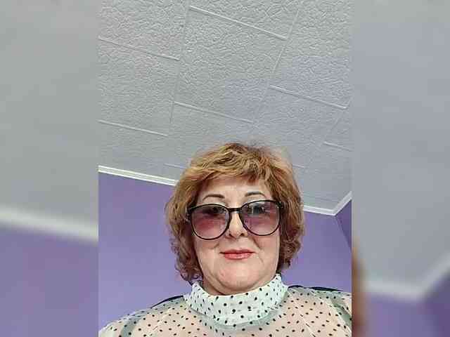 KarinkaSweet webcam