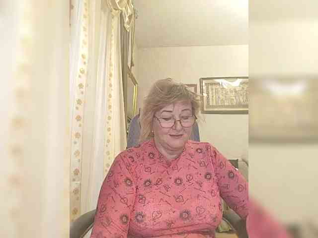 KarinkaSweet Live Webcam on BongaCams