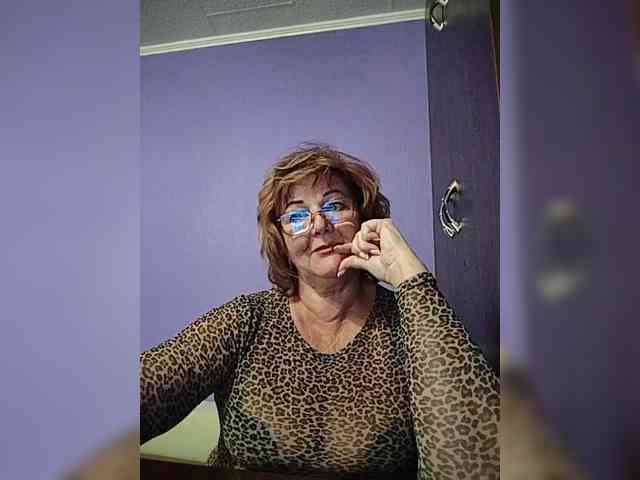 KarinkaSweet webcam