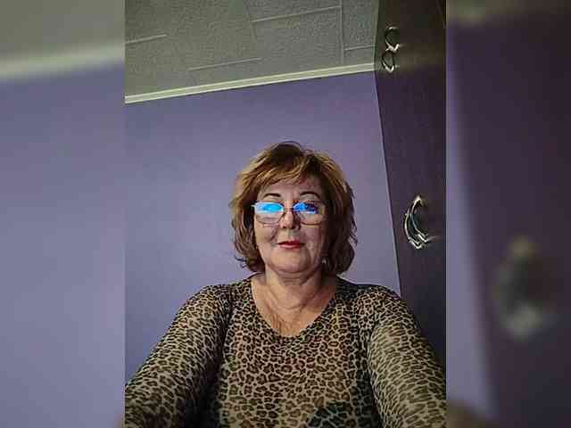 KarinkaSweet webcam