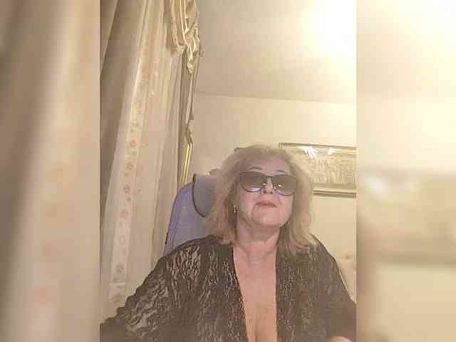 KarinkaSweet Live Webcam on BongaCams