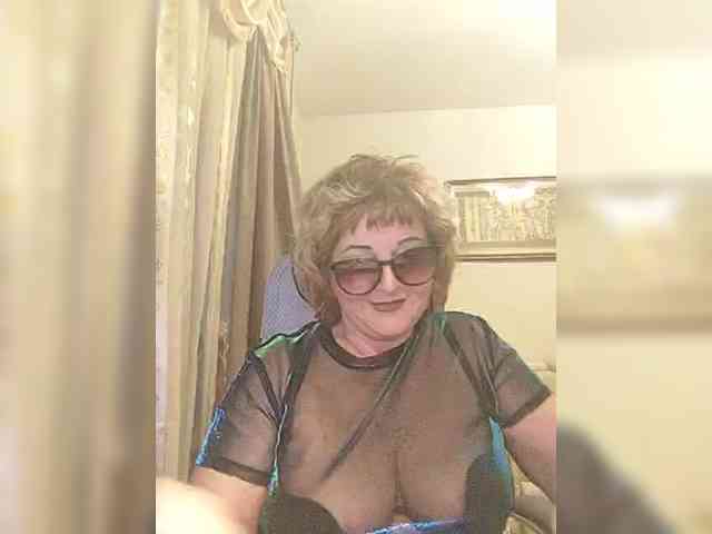 KarinkaSweet webcam