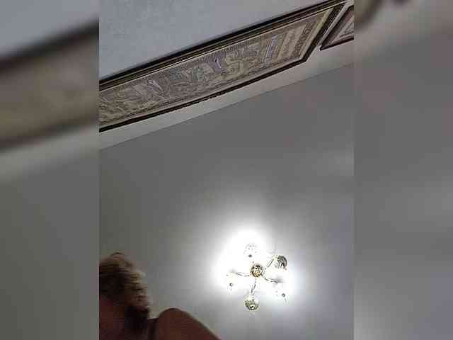 KarinkaSweet webcam