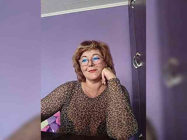KarinkaSweet webcam