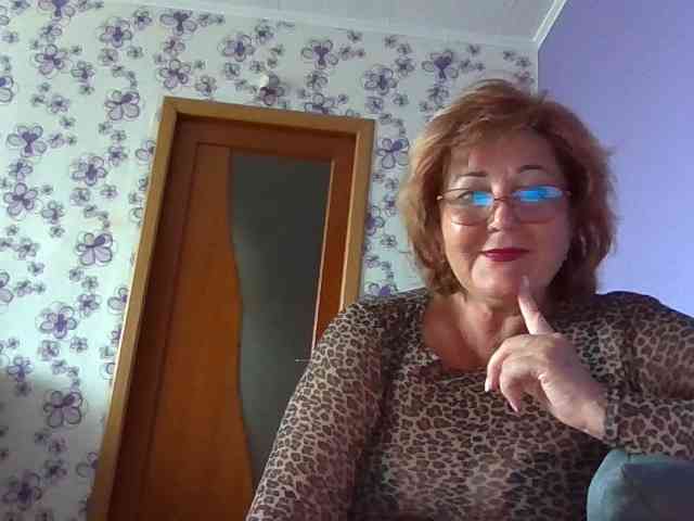KarinkaSweet webcam