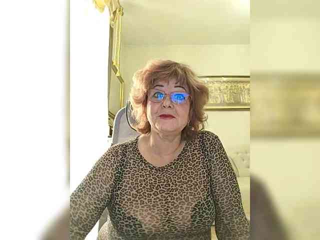 KarinkaSweet webcam
