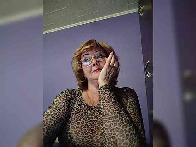 live adult webcam KarinkaSweet
